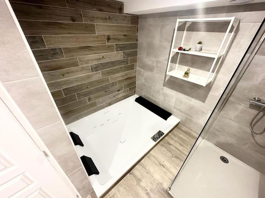 L'Evasion - Climatise - Jardin - Plage - Jacuzzi Perpignan Eksteriør bilde